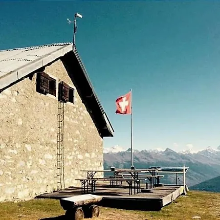 Apartment Experience Unique A 2000m