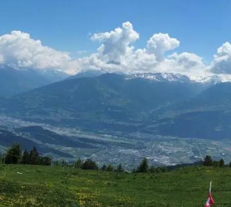 Experience Unique A 2000m *